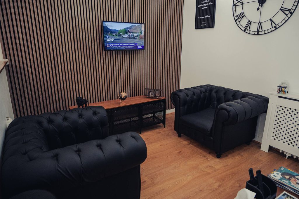salon_attente_barber_and_chill_palaiseau