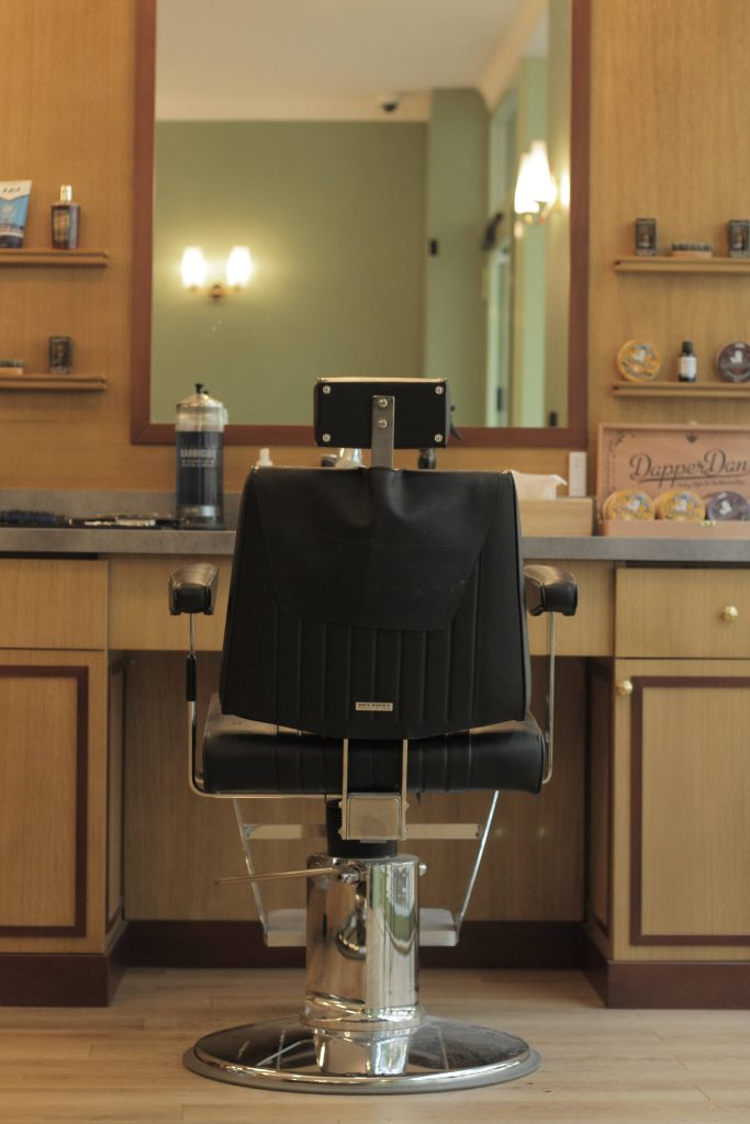 siege_salon_coiffeur_barbier_bar_and_chill_palaiseau